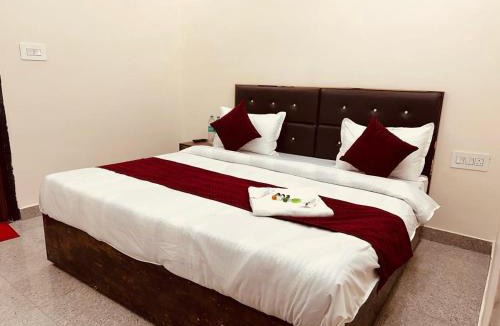 Chhata Hotel | Hotel Krishna Residency - Top Rated ! Most Awarded ! Lift ! Family Friendly ! Budget Friendly