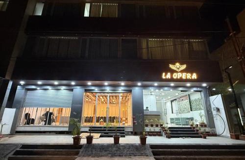 Gwalior Hotel | Hotel La Opera