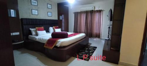 Dibrugarh Hotel | Hotel Little Palace