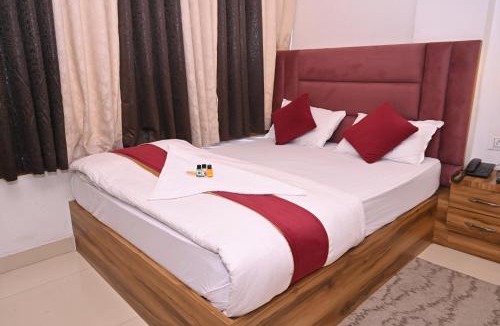 Varanasi Hotel | Hotel Maurya Inn Pandeypur Varanasi
