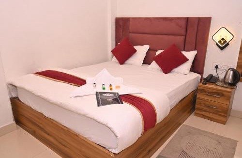 Varanasi Hotel | Hotel Maurya Inn Pandeypur Varanasi