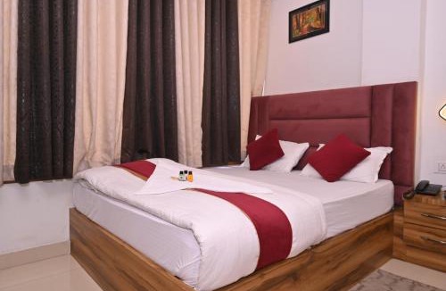 Varanasi Hotel | Hotel Maurya Inn Pandeypur Varanasi