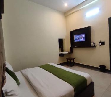 Taj Ganj Hotel | Hotel Near Taj mahal