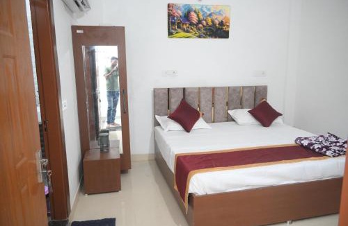 Misrikh House | Hotel Neelkanth Palace