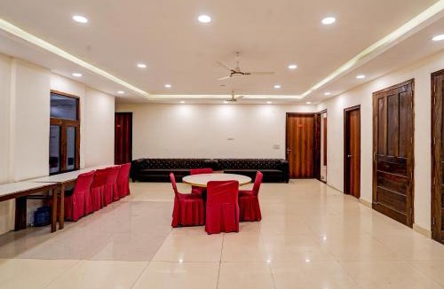 Sector 70 Hotel | Hotel O Golden Palace