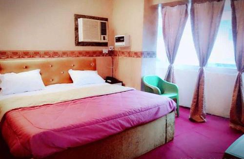 Charbagh Hotel | Hotel O Olive Tree