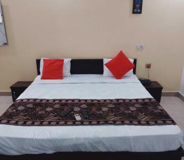 Mahanagar Hotel | Hotel O Relax Home Stay