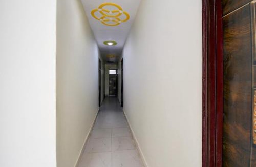 Malihabad Hotel | Hotel O Royal Inn Hotel And Banquet
