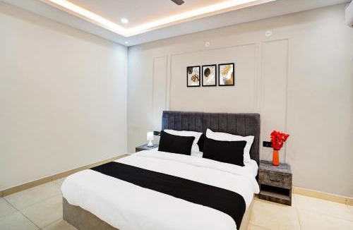 Lucknow Hotel | Hotel O SS Royal