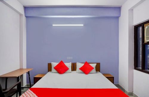 Sector 27 Hotel | Hotel O Wamson Living Classic