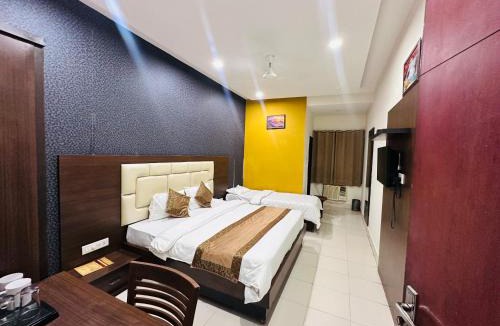 Varanasi Hotel | Hotel OK International