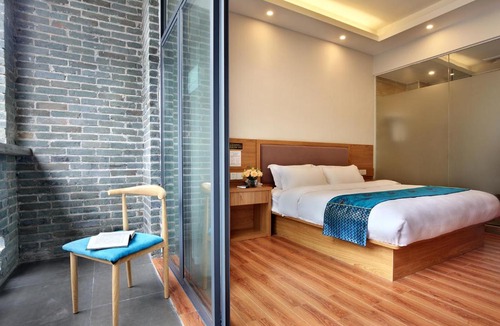 Yangshuo Hotel | Hotel on Yangshuo West Street, Chinese ancient style architecture, dreaming back to the
