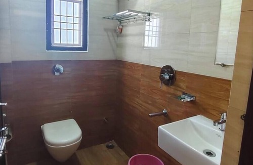 Golaghat Hotel | Hotel Raj
