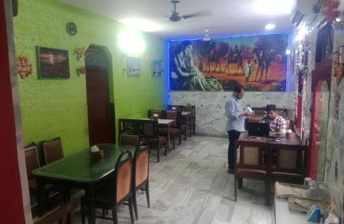 Taj Ganj Hotel | Hotel Raj Near Taj Mahal South Gate Taj Ganj
