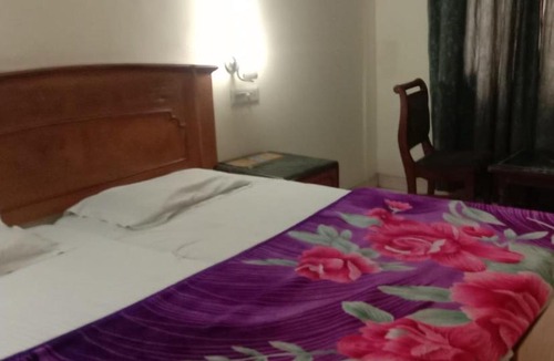 Rakabganj Hotel | Hotel Regency By WB Inn