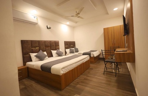Sikandra Hotel | Hotel Saarthi