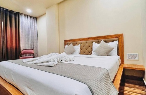 Balgowlah Hotel | Hotel Saffron Restaurant and Bar