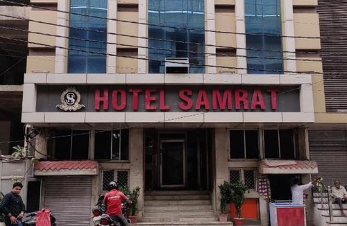 Jhansi Hotel | Hotel Samrat, Jhansi