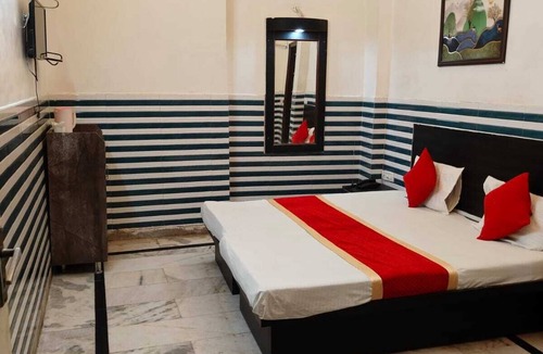 Agra Hotel | HOTEL SARWAN