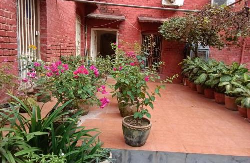 Varanasi Hotel | Hotel shivanand