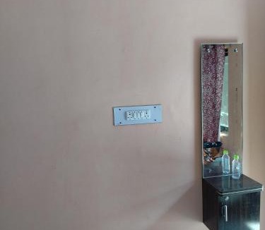 Indira Nagar Hotel | Hotel Swastik