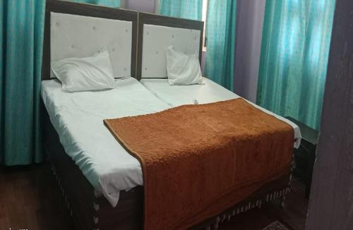 Vrindavan Hotel | Hotel Ved