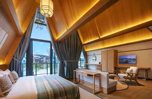Xinzhou District Hotel | Hotels in Lady Island Resort