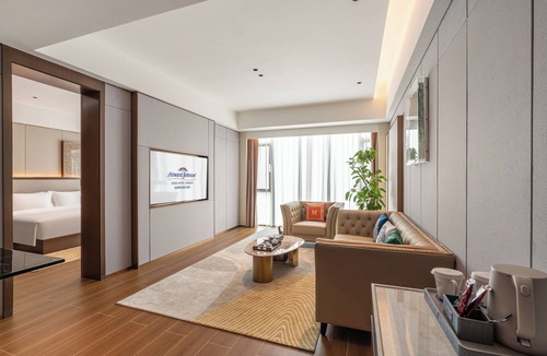 Xindu Hotel | Howard Johnson By Wyndham Zun Ju Hotel Cheng Du
