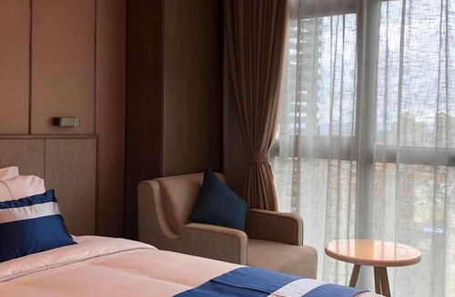 Qinnan District Hotel | Howard Johnson Life Changrong