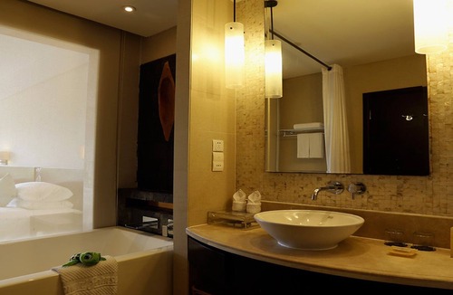 Tianya District Hotel | Howard Johnson Resort Sanya Bay