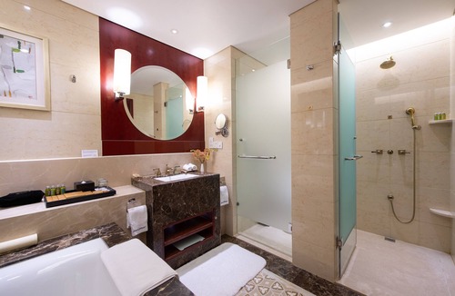 Chenggong Hotel | Howard Johnson Tropical Garden Plaza Kunming