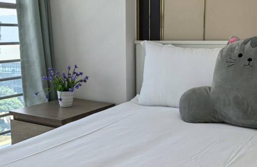 Xiangzhou District Apartment | Huafu Seaview Suites