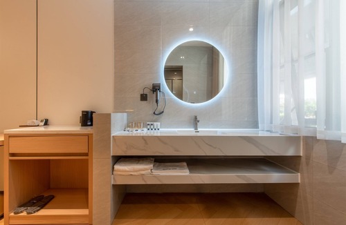 Baiyun Hotel | Huahang Hotel - Free airport shuttle bus
