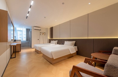 Baiyun Hotel | Huahang Hotel - Free airport shuttle bus