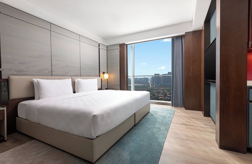 Haining Hotel | HUALUXE Haining by IHG