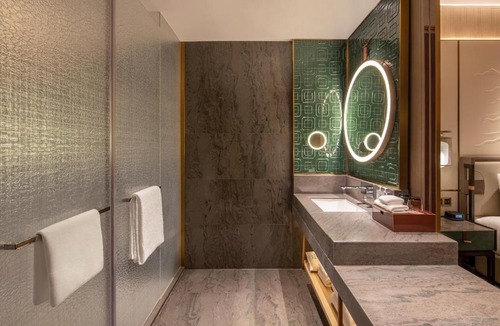 Licang Hotel | HUALUXE Hotels and Resorts Qingdao Licang