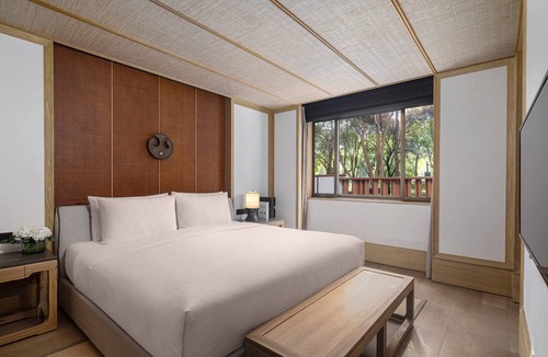 Qujiang New District Hotel | HUALUXE Hotels and Resorts Xi'an Tanghua, an IHG hotel