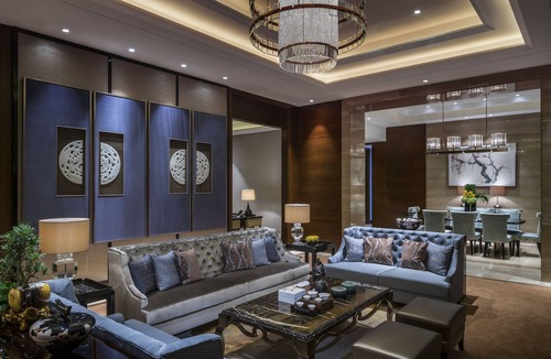 Jiangcheng District Hotel | HUALUXE Hotels & Resorts Yangjiang City Center by IHG