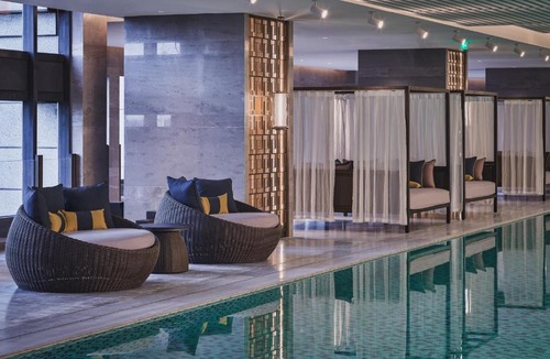 Kunshan Hotel | HUALUXE Kunshan Huaqiao by IHG - F1 Racing Preferred Hotel