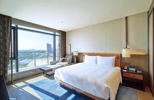 Pukou Hotel | HUALUXE Nanjing Yangtze River by IHG