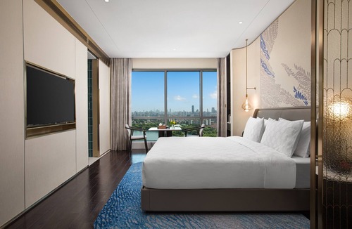 Putuo Hotel | HUALUXE Shanghai Changfeng Park by IHG