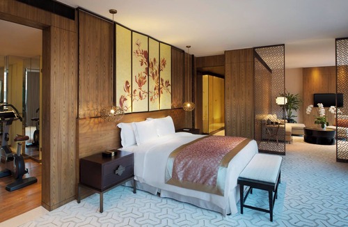 Xuhui Hotel | HUALUXE Shanghai Twelve at Hengshan by IHG