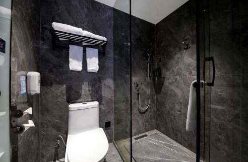 Buji Hotel | Huanman Hotel Shenzhen Buji Shiyaling Metro Station Branch