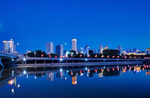 Xining City Centre Hotel | Huanman Hotel, Xining Central Square Branch