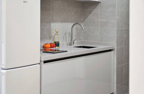 Huaqiang North Apartment | Huaqiangnorth east maple mountain sea
