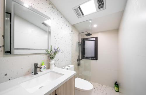 Jing'an Apartment | HuaXi