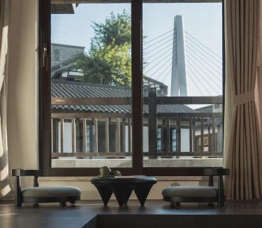 Yuzhong Villa | Huguang Hidden Villa Hotel