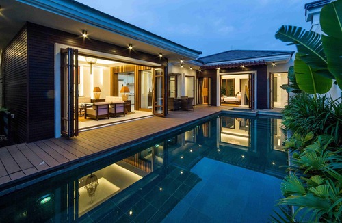 Huidong Villa | Hui Zhou Hou Niao Shui Rong Zhuang Villa