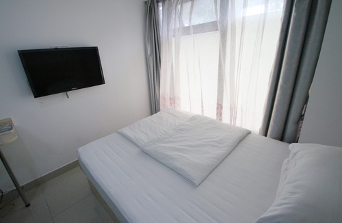 Pudong Hotel | Huifeng Inn