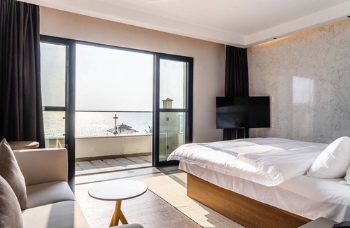 Huidong Hotel | HuiZhou The Ushuaia Resort